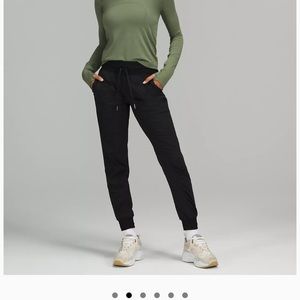 Lululemon Dance studio jogger